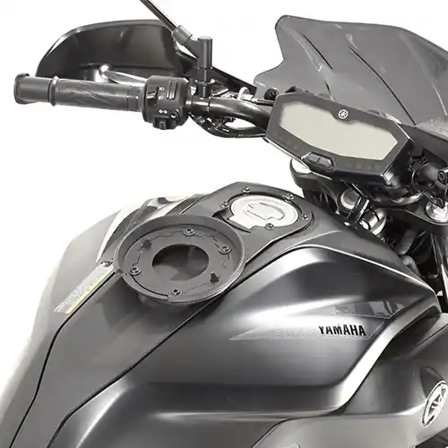 Givi Tanklock Ring Fitting Kit - Yamaha Worldwide Shipping