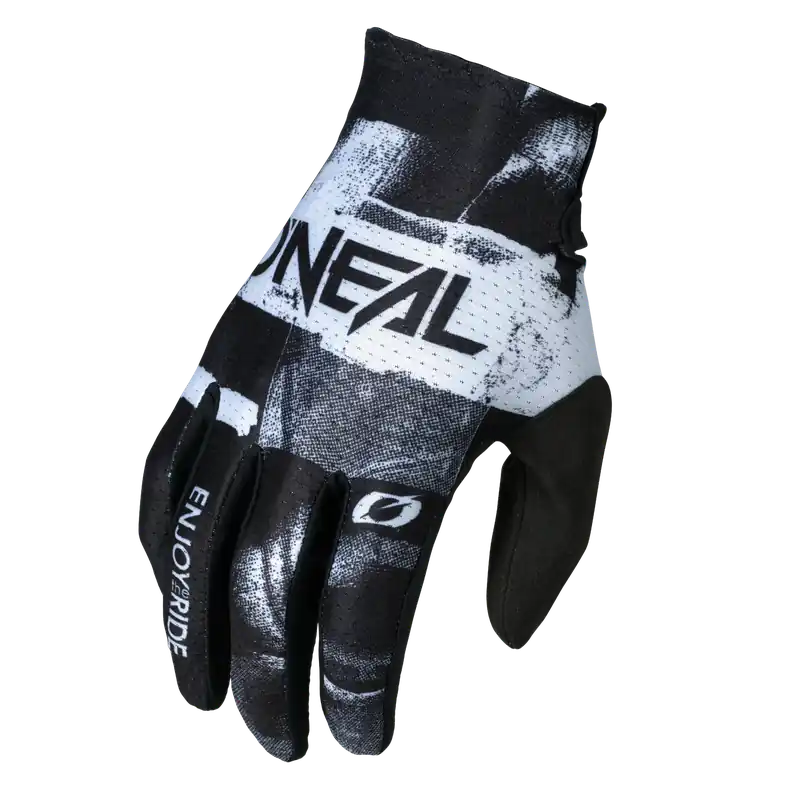 Free Delivery Oneal 2026 Matrix Roller V.26 MX Gloves - Black/White - S